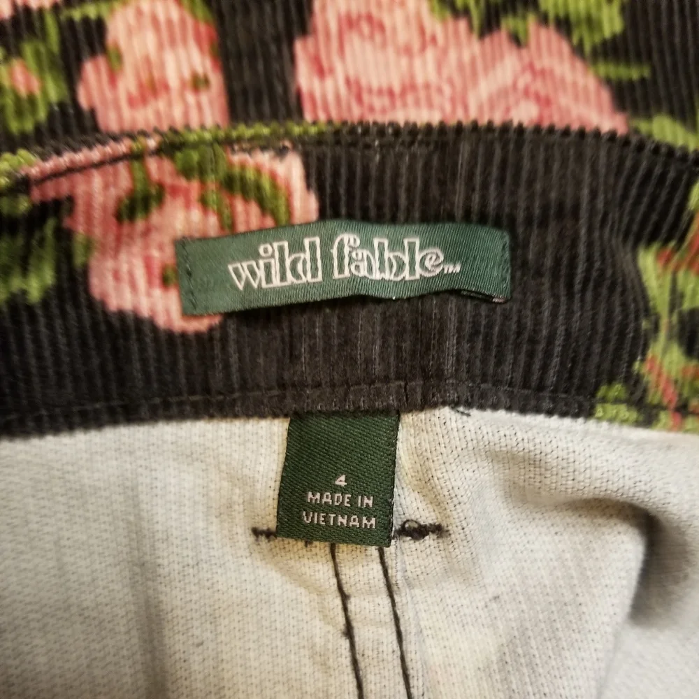 WILD FABLE CORDUROY MINI SKIRT FLORAL POCKETS ROSE DATE NIGHT Y2K FALL WINTER 4